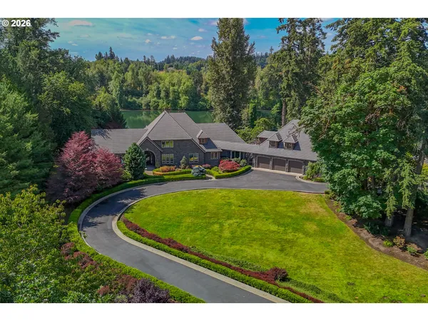 $2,600,000 | 35720 Northeast Wilsonville Road, Newberg, OR 97132