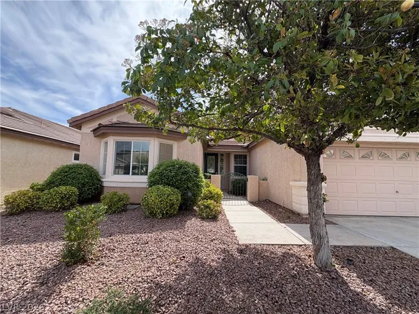 $2,995 | 128 Torchwood Lane, Las Vegas, NV 89144
