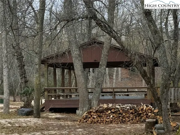 $294,000 | 651 Rivers Edge Road, Sparta, NC 28675