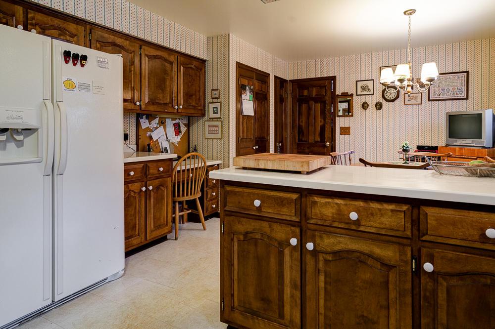 212 Ashbourne Road Bexley, OH 43209 - Photo 11 of 32