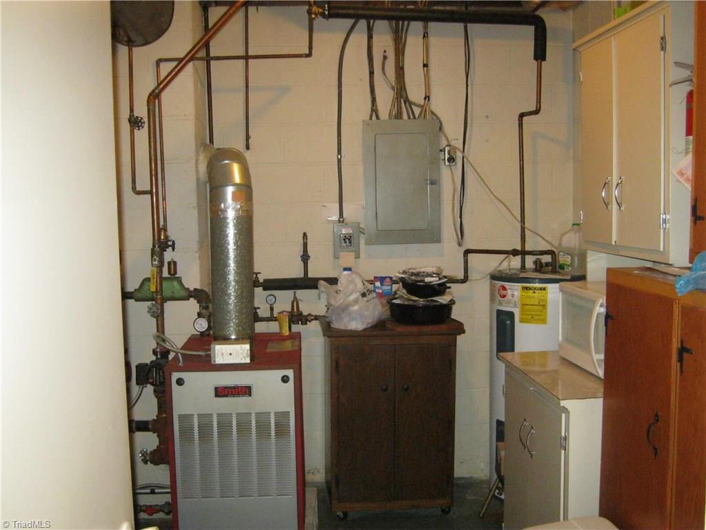 127 Hiatt Road Thomasville, NC 27360 - Photo 17 of 19 Gallery Image 17