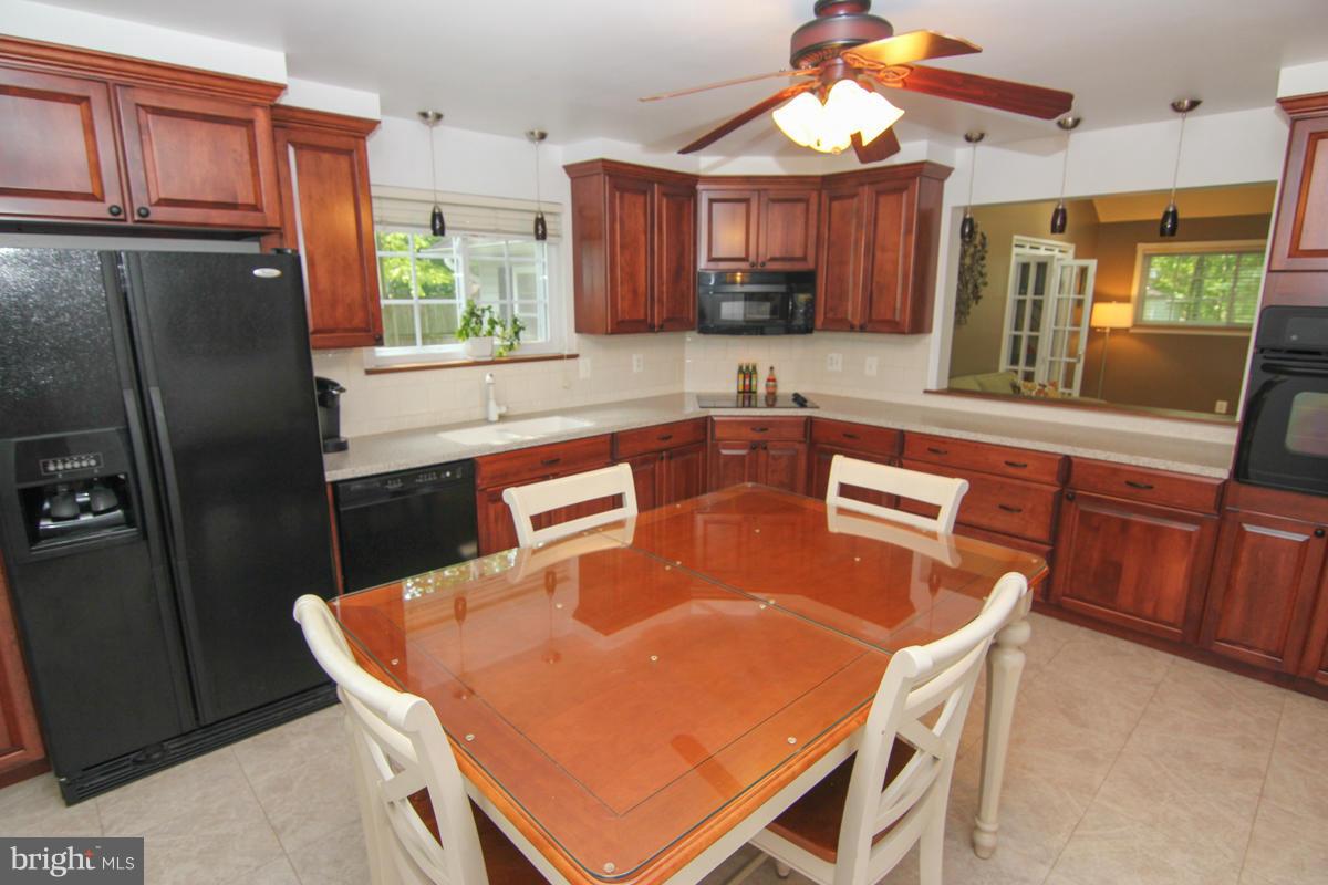 1533 Snug Harbor Road Shady Side, MD 20764 - Photo 4 of 24 Kitchen