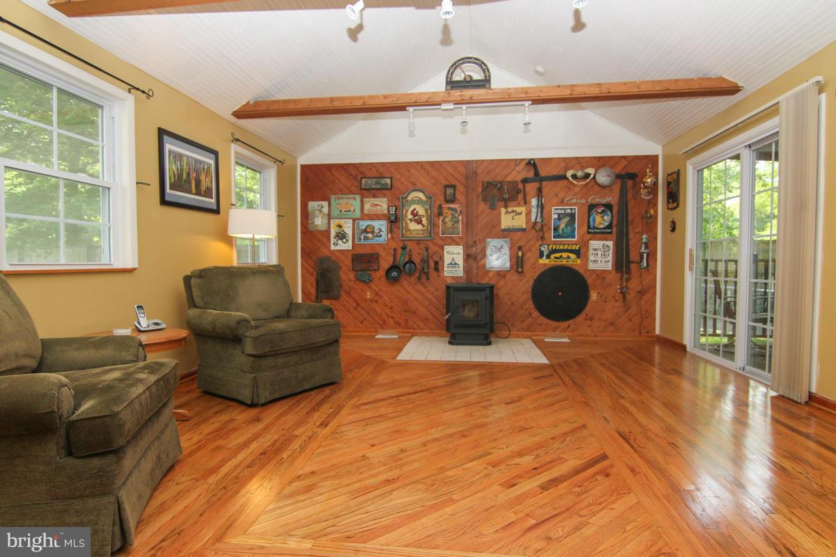 1533 Snug Harbor Road Shady Side, MD 20764 - Photo 6 of 24 Family Room