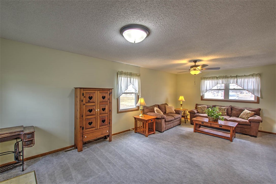 7760 Walker Road Decatur, IL 62521 - Photo 11 of 24