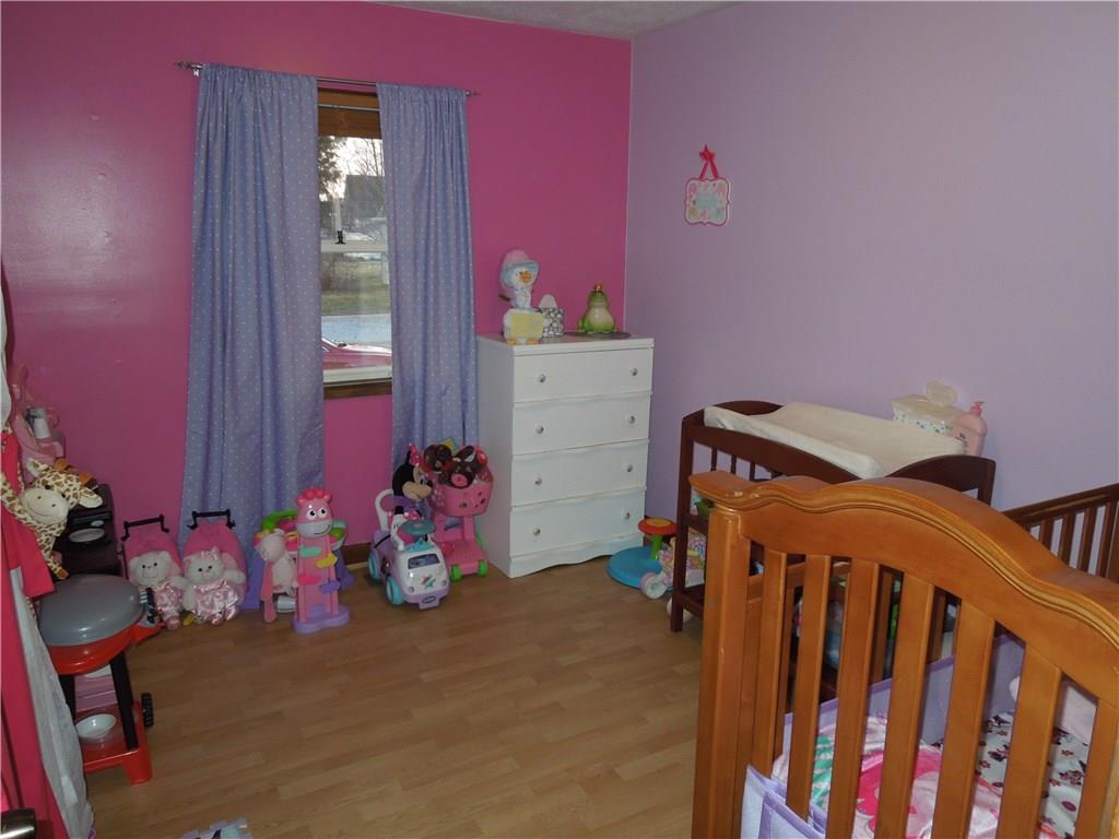 315 Harrison Street Hope, IN 47246 - Photo 6 of 24 Gallery Image 6