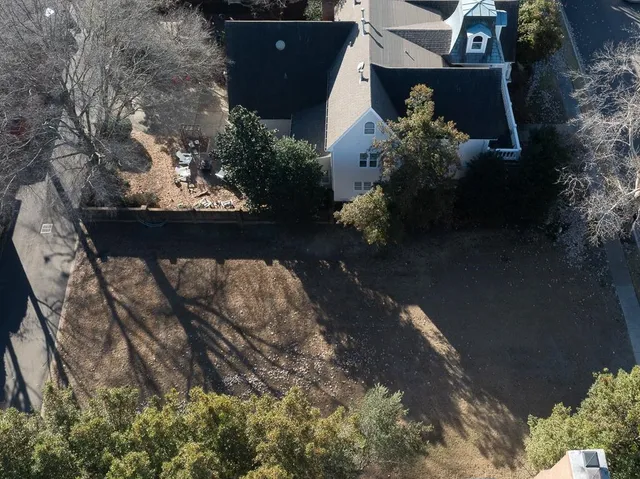 $399,000 | 866 River Park Drive, Memphis, TN 38103