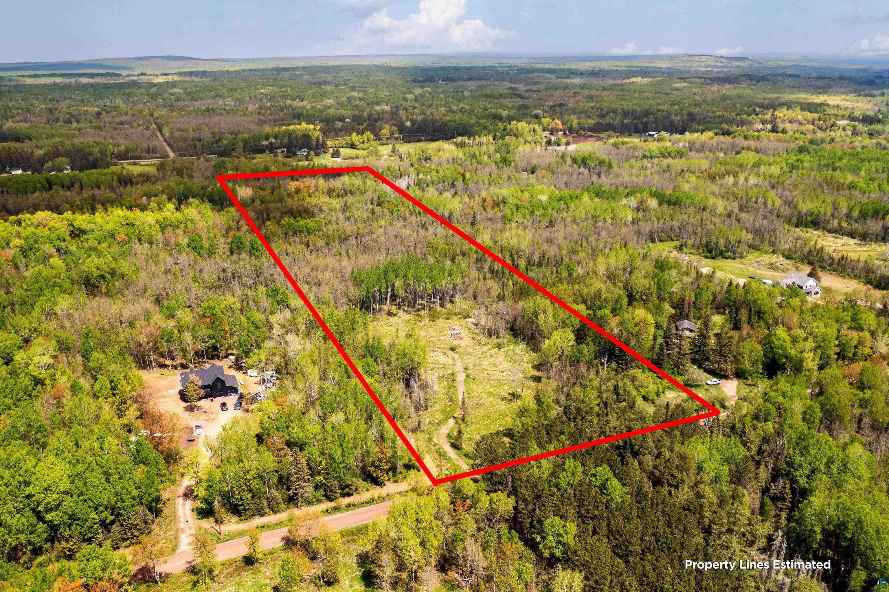 2597 Lauren Road Duluth, MN 55804 - Photo 2 of 26