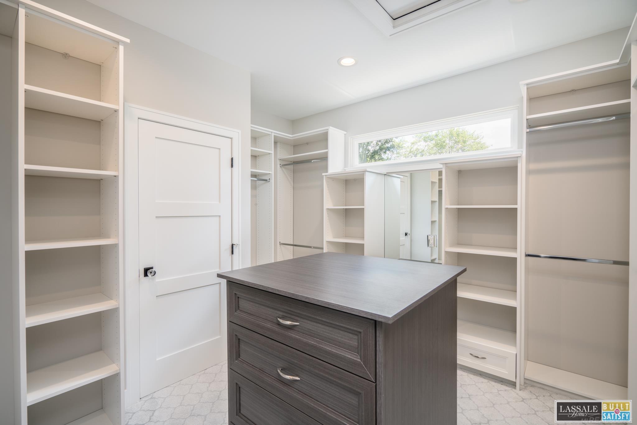 246 Shadywood Road Rochester Hills, MI 48307 - Photo 41 of 63