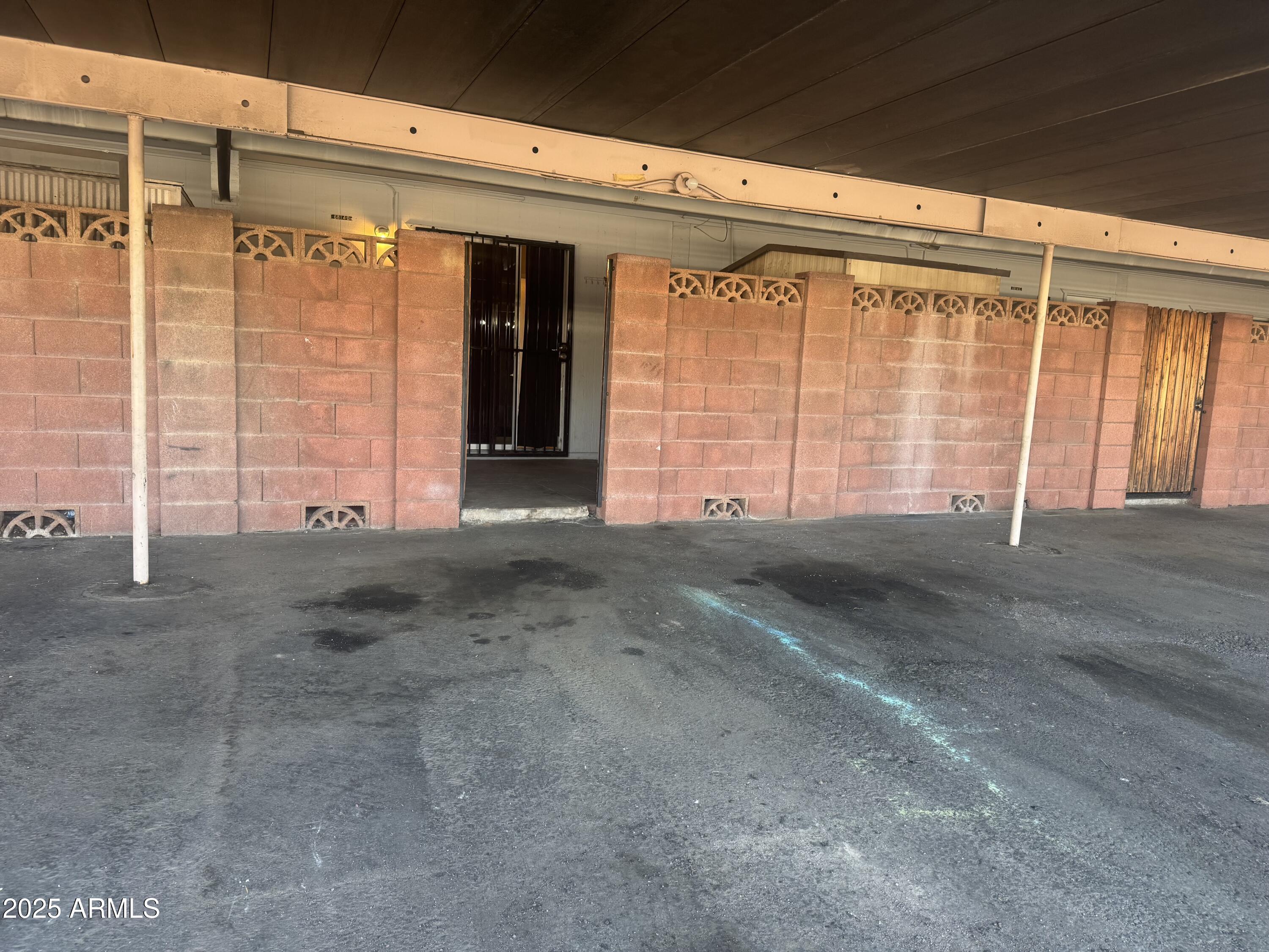 6814 North 35th Avenue, Unit D Phoenix, AZ 85017 - Photo 16 of 18 IMG_8593