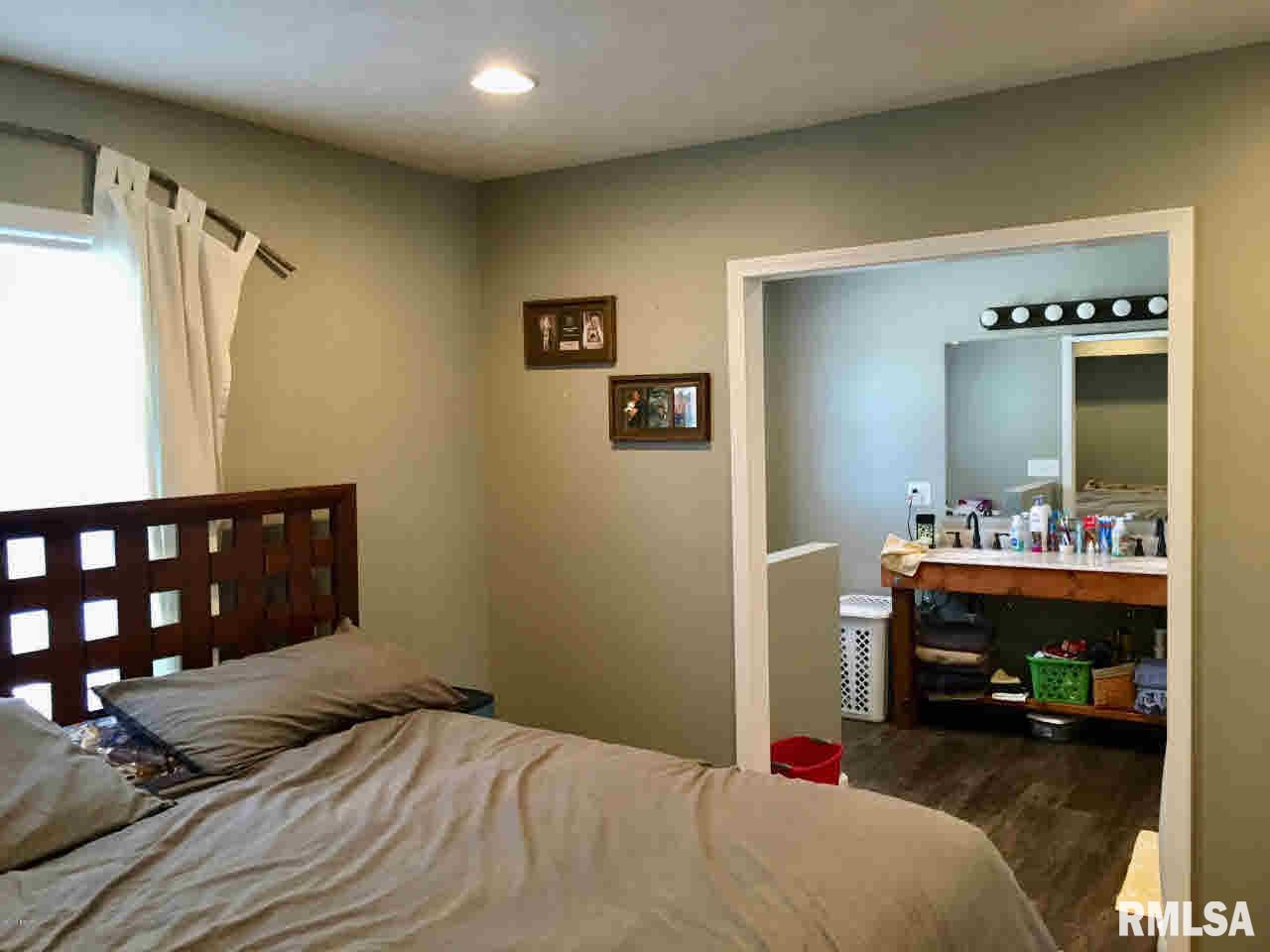 16095 Old Creal Springs Road Marion, IL 62959 - Photo 11 of 58 Gallery Image 11