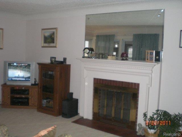 47457 Shelby Road Utica, MI 48317 - Photo 6 of 10 CIMG3118