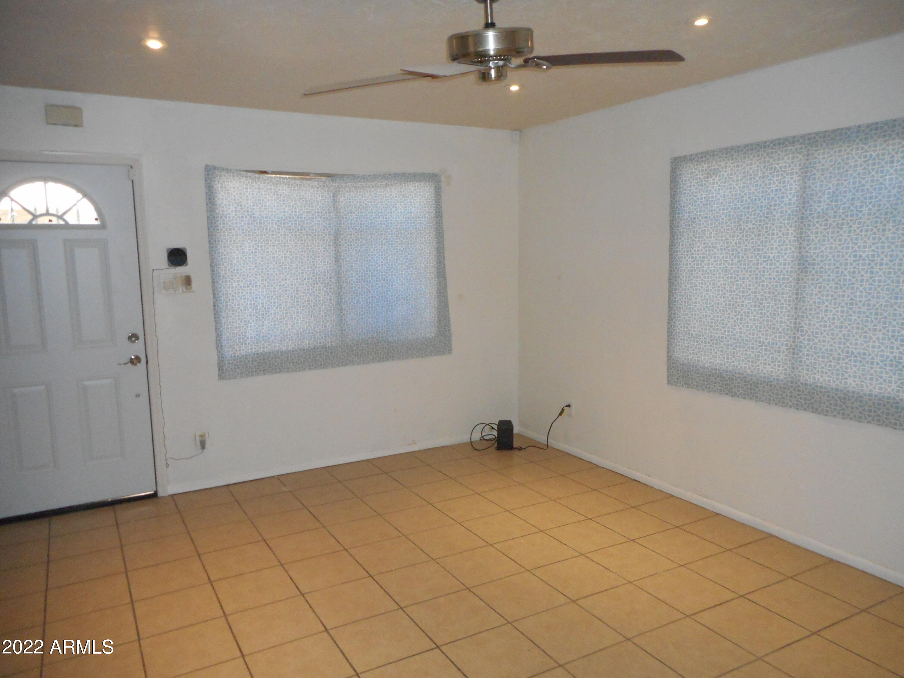 4048 West Palomino Road Phoenix, AZ 85019 - Photo 22 of 30 DSCN1997