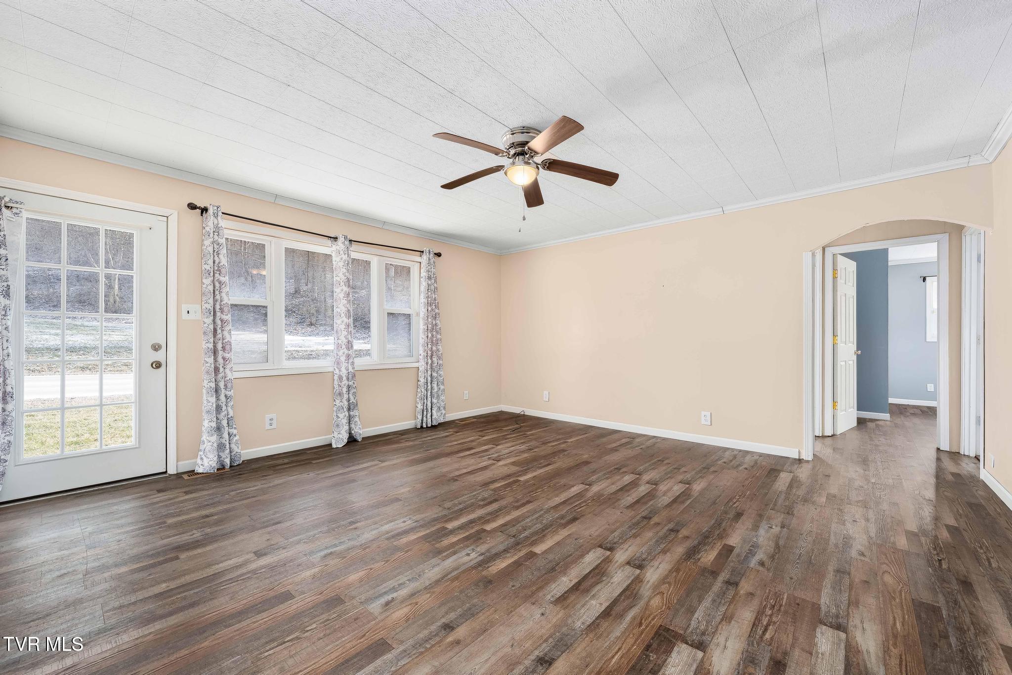 1253 Highway 321 Hampton, TN 37658 - Photo 21 of 45 1253 Highway 321 (21 of 48)