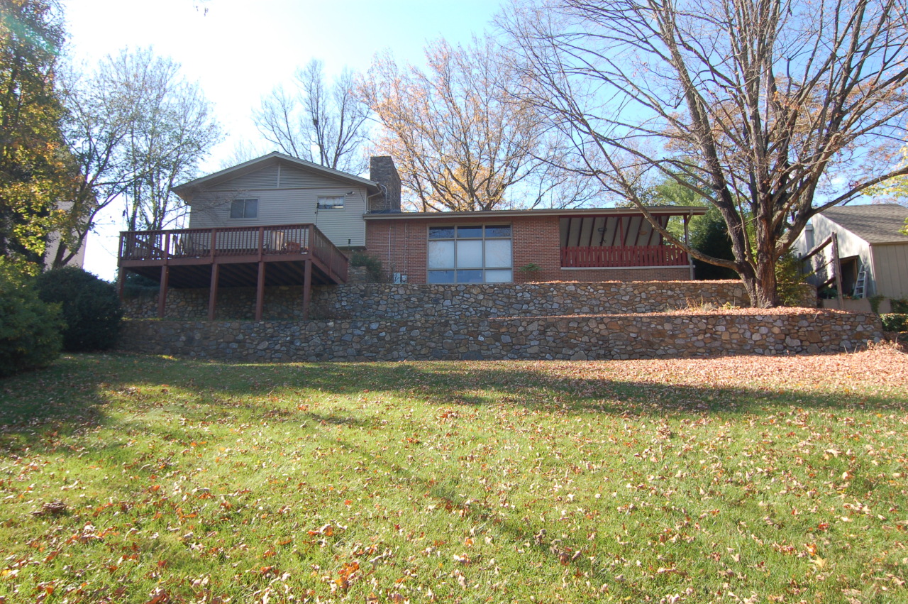 3630 Winding Way Road Southwest Roanoke, VA 24015 - Photo 16 of 53 Winding Way0111