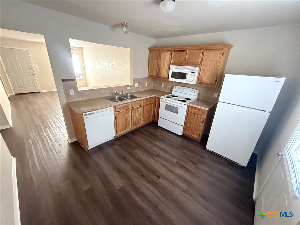 3104 Yaupon Road Copperas Cove, TX 76522 - Photo 3 of 11