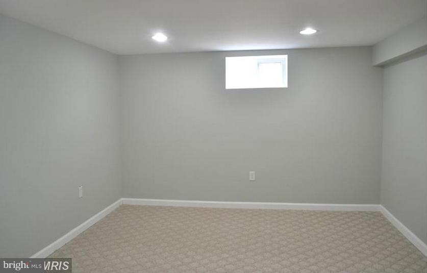 6022 Brunswick Street Springfield, VA 22150 - Photo 16 of 24 an empty room with a window