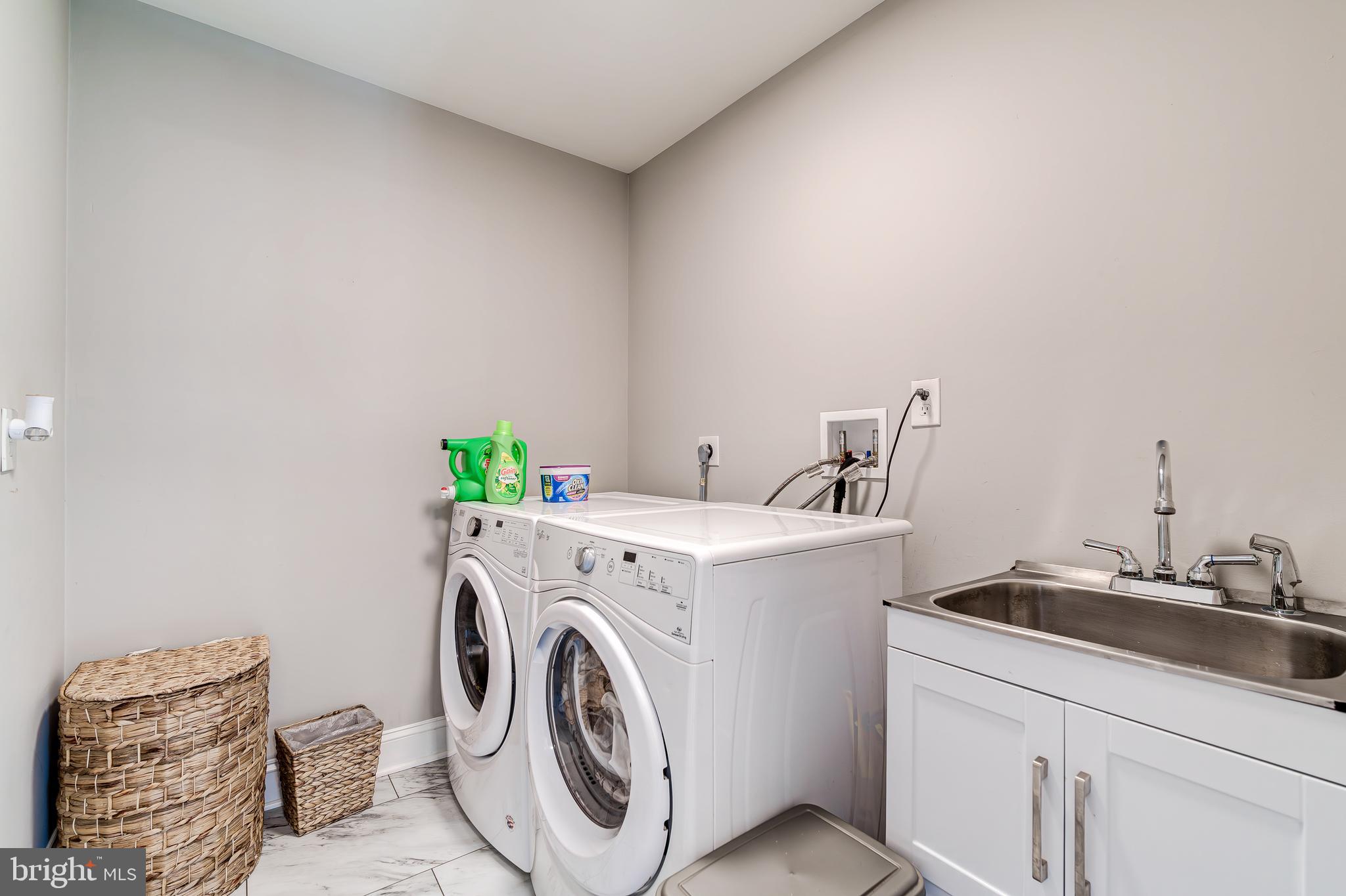 7752 Lowmoor Road Springfield, VA 22153 - Photo 25 of 90 Laundry Room on Main Level
