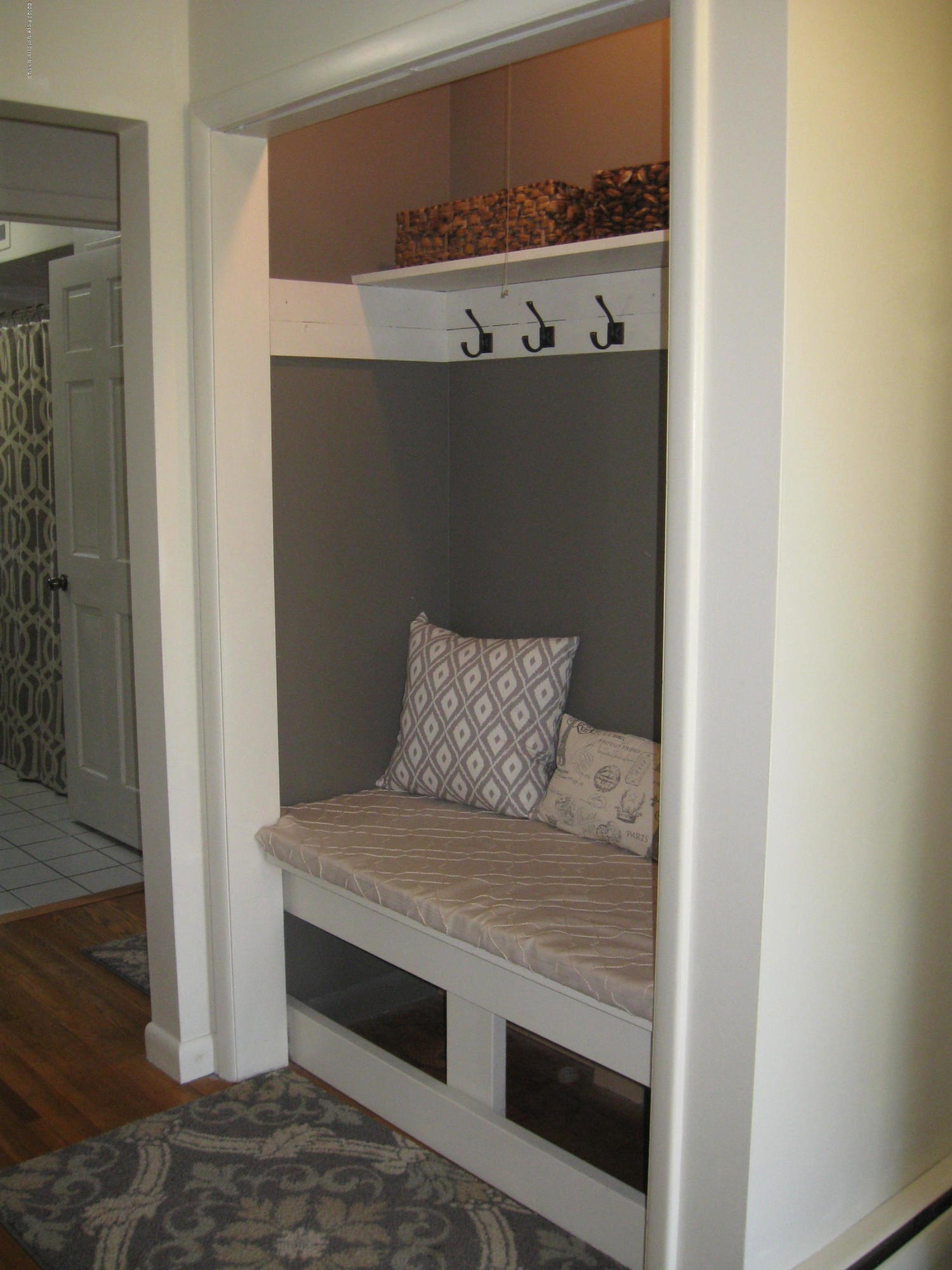 1147 Old Trail Road Clarks Summit, PA 18411 - Photo 4 of 24 Gallery Image 4