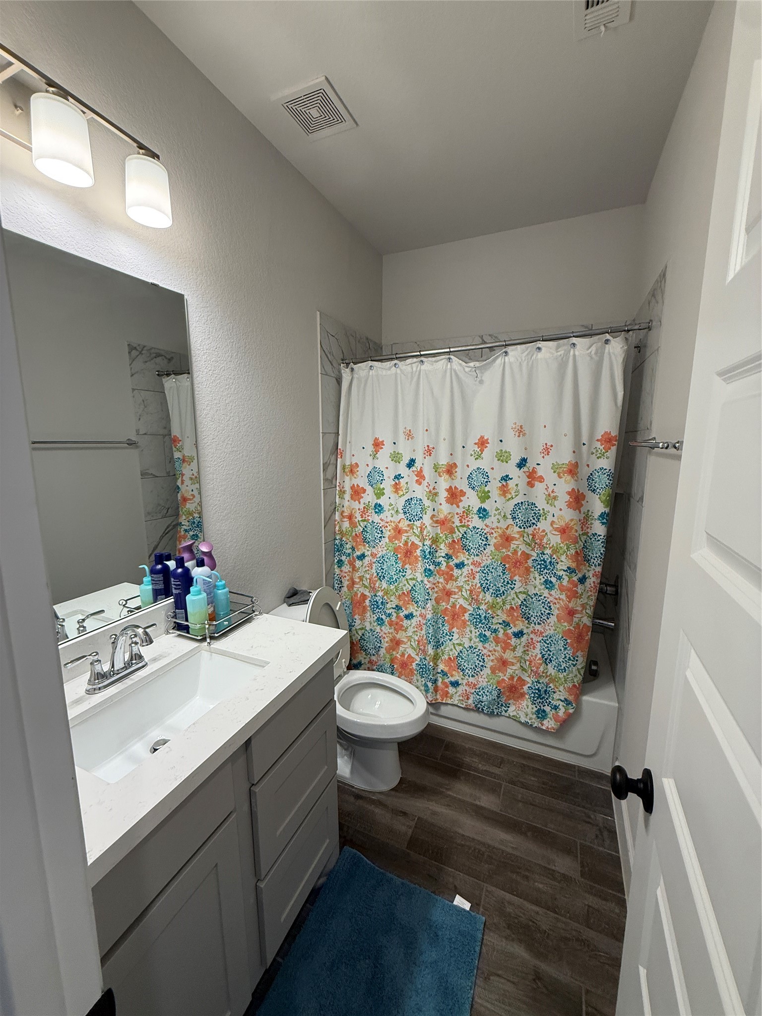 563 Santa Rosa Hls Drive Katy, TX 77493 - Photo 13 of 50 guest bath