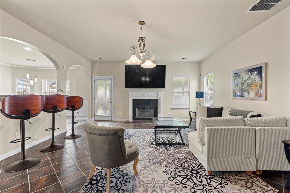 2017 Willhaven Drive Augusta, GA 30909 - Photo 19 of 40 19-Living Room