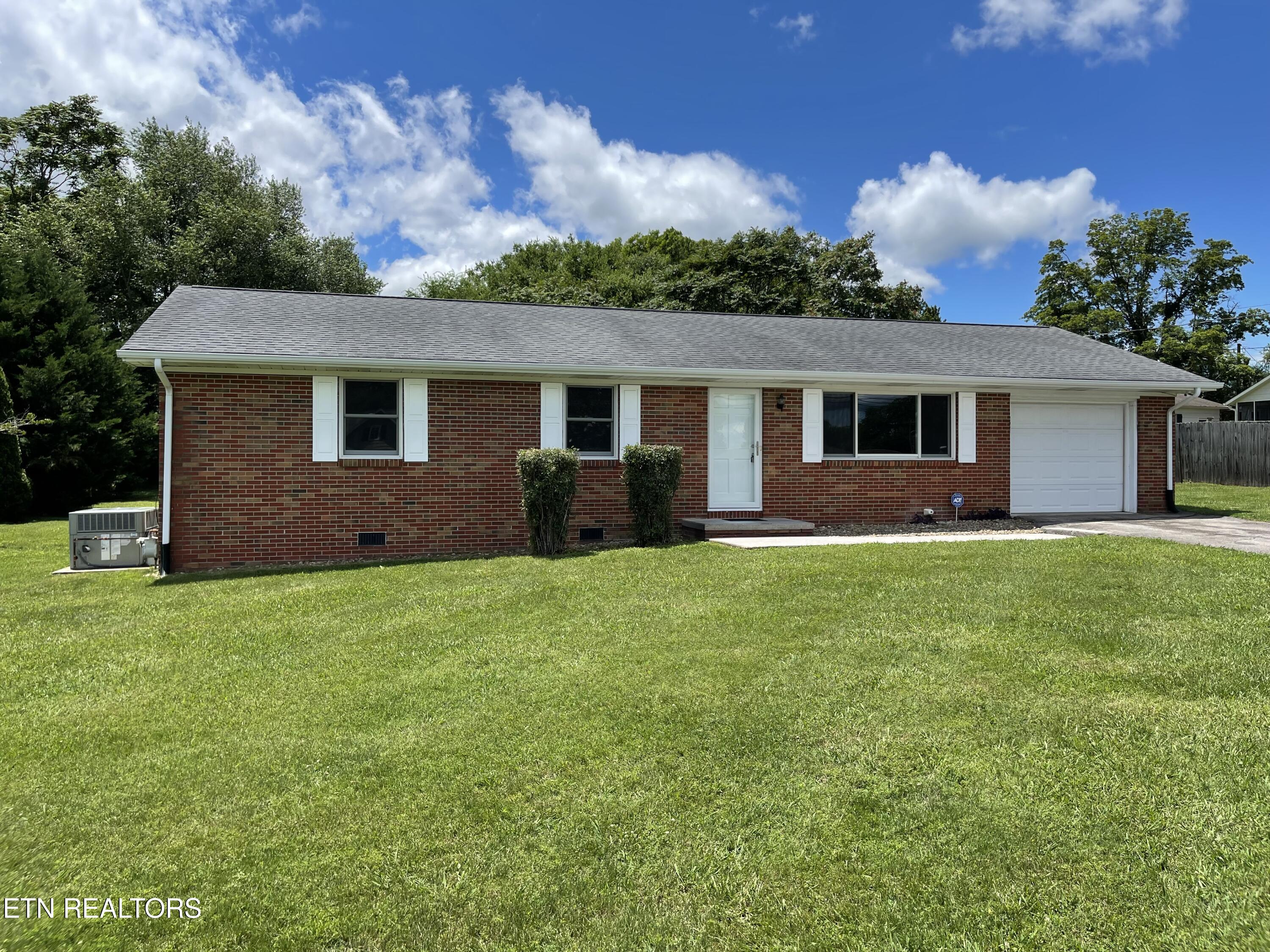 209 Sandy Springs Road Maryville, TN 37803 - Photo 1 of 36 IMG_7035