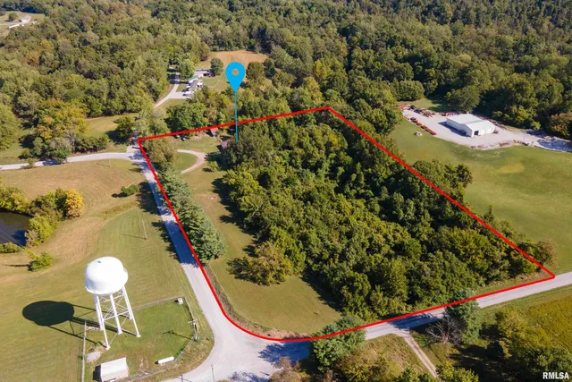 $220,000 | 8384 Hickory Ridge Road, Murphysboro, IL 62966