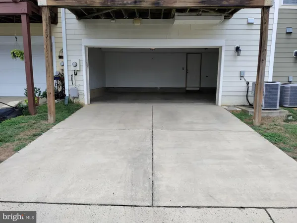 $2,800 | 1202 Ellis Avenue, Fredericksburg, VA 22401