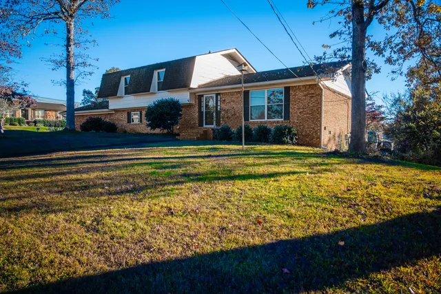 $359,900 | 2830 St Lawrence Road, Chattanooga, TN 37421