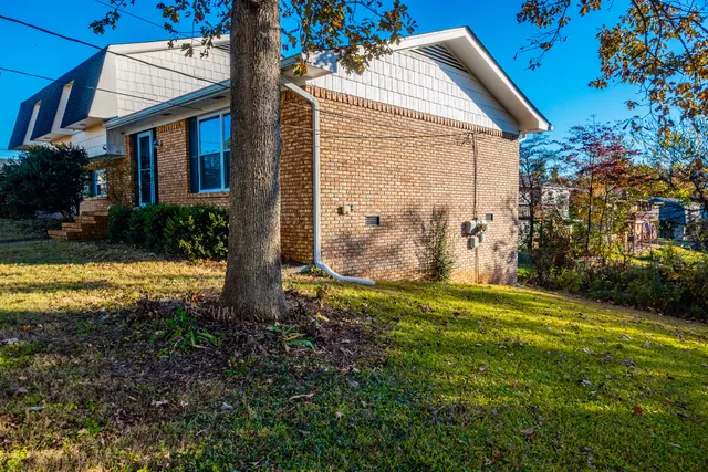 $359,900 | 2830 St Lawrence Road, Chattanooga, TN 37421