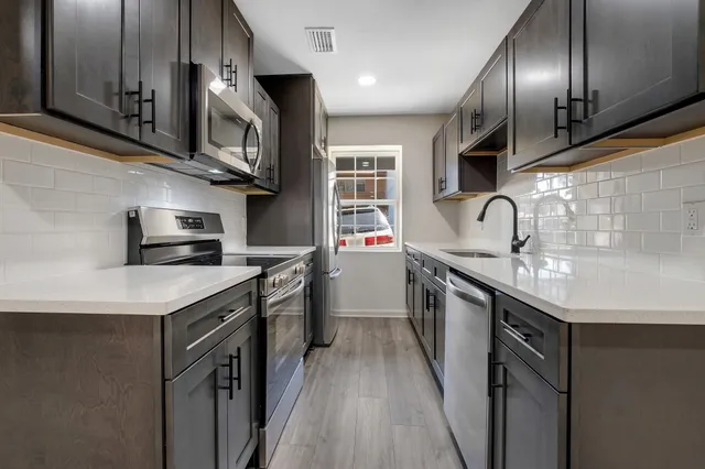 $1,800 | 1226 Hidden Place, Tallahassee, FL 32304