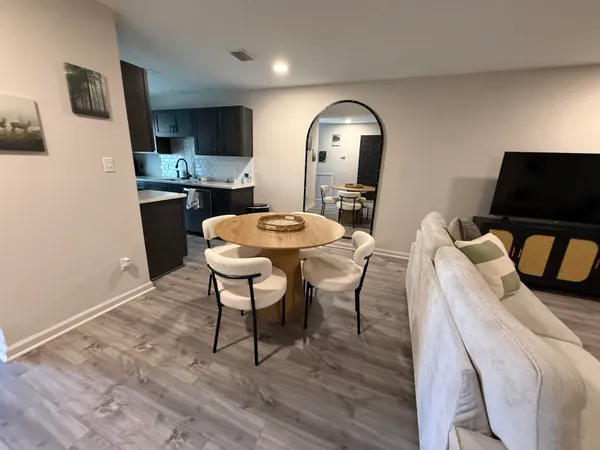 $1,800 | 1226 Hidden Place, Tallahassee, FL 32304