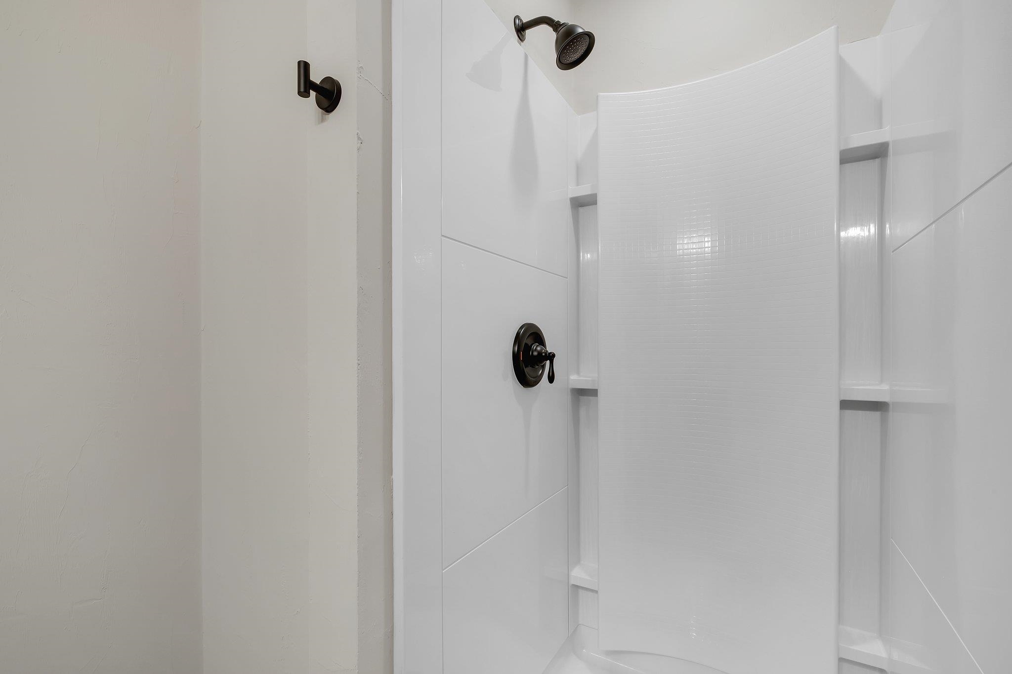 1226 Hidden Place Tallahassee, FL 32304 - Photo 2 of 15