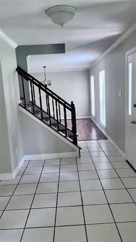 a view of entryway with a window