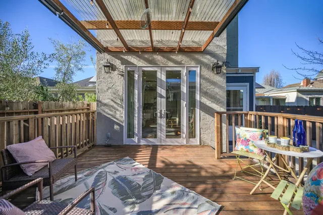 $999,000 | 3033 Ellis Street, Unit B, Berkeley, CA 94703