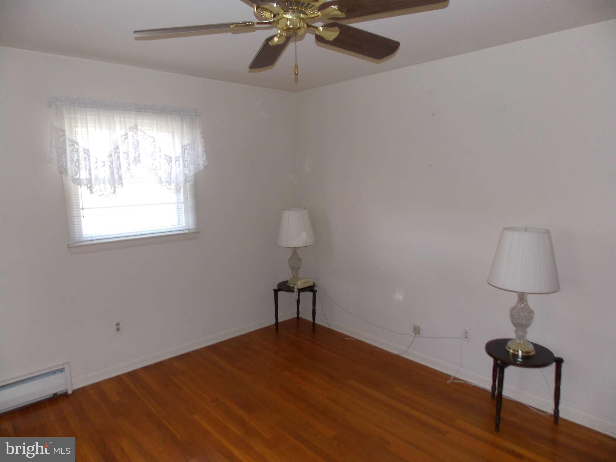 614 Warren Road Cockeysville, MD 21030 - Photo 8 of 30 Bedroom (Master)