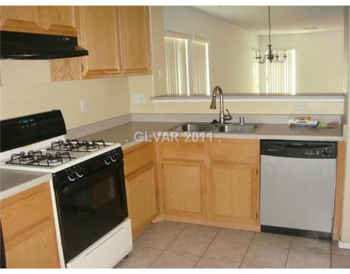 8959 Argus Reed Avenue Las Vegas, NV 89148 - Photo 4 of 15 Kitchen.