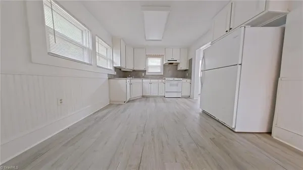 $1,200 | 927 East Dayton Avenue, High Point, NC 27262