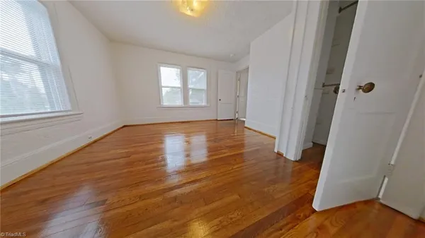 $1,200 | 927 East Dayton Avenue, High Point, NC 27262