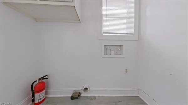 $1,200 | 927 East Dayton Avenue, High Point, NC 27262