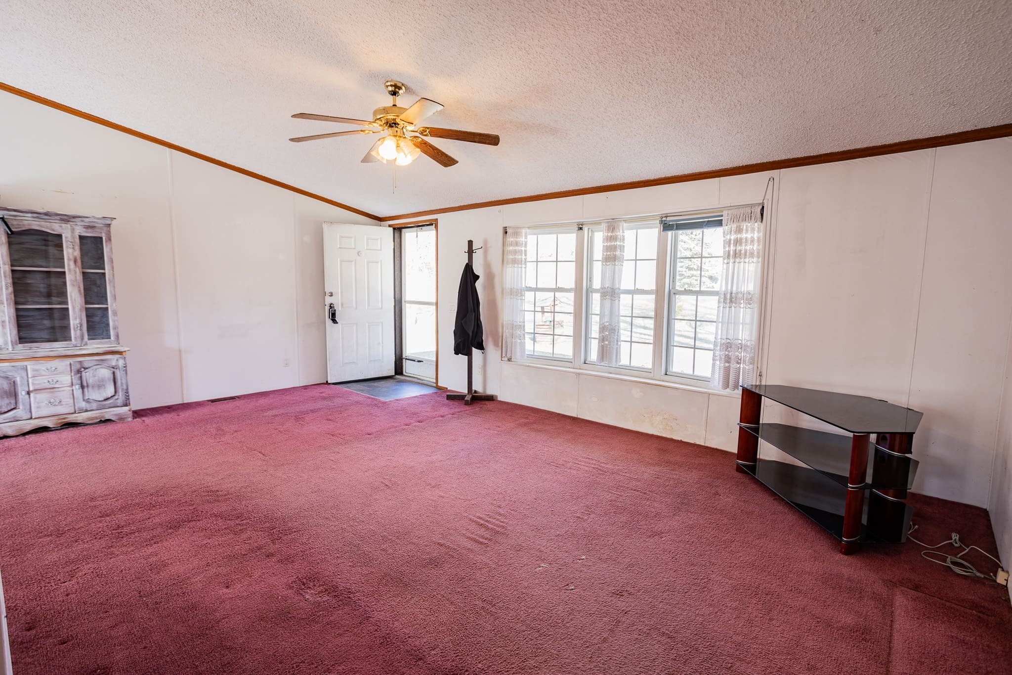 9387 South Mill Road Knightstown, IN 46148 - Photo 11 of 31