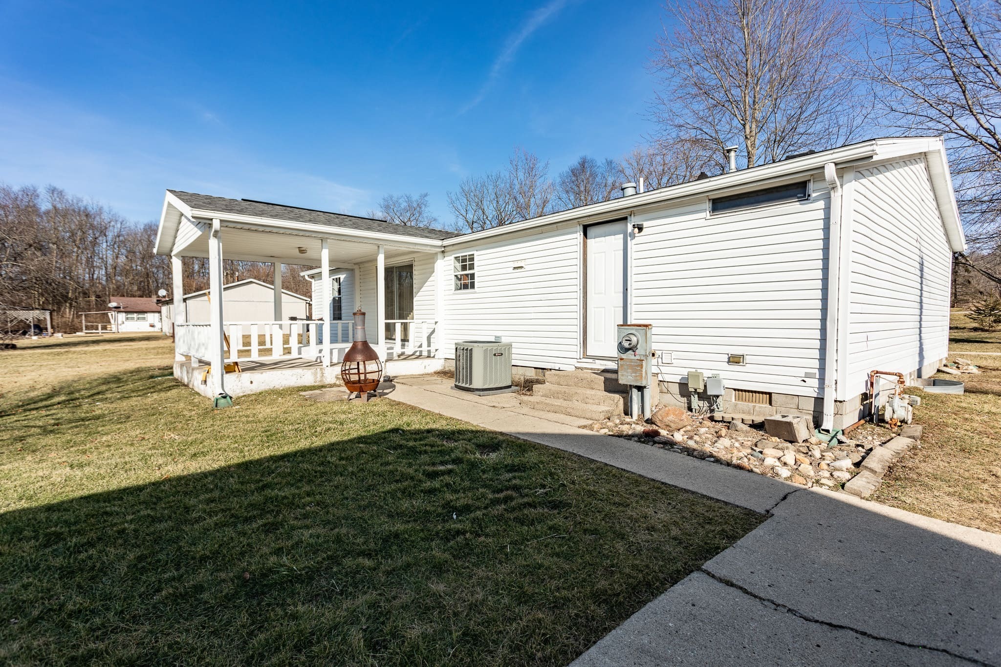 9387 South Mill Road Knightstown, IN 46148 - Photo 6 of 31