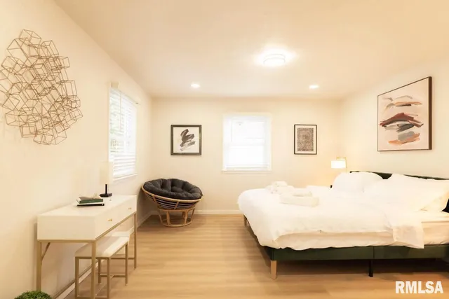 $300,000 | 408 North 3rd Street, Dunlap, IL 61525