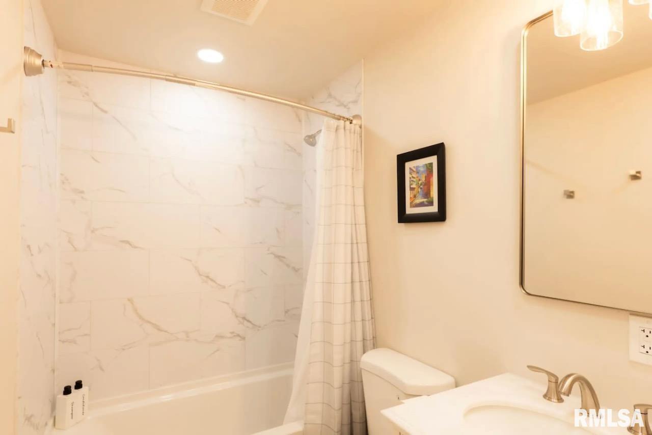 408 North 3rd Street Dunlap, IL 61525 - Photo 28 of 33