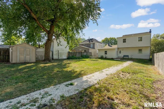 $300,000 | 408 North 3rd Street, Dunlap, IL 61525