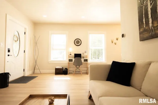 $300,000 | 408 North 3rd Street, Dunlap, IL 61525