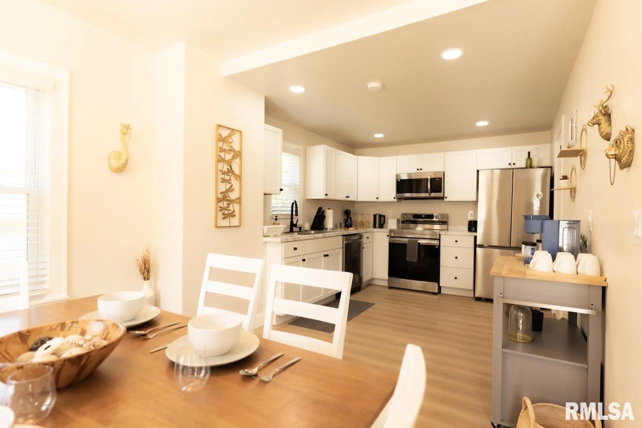 408 North 3rd Street Dunlap, IL 61525 - Photo 9 of 33