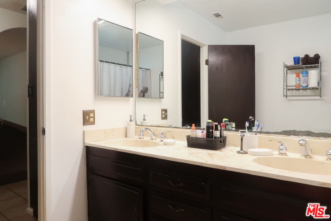 16065 Porter Avenue Riverside, CA 92504 - Photo 13 of 44