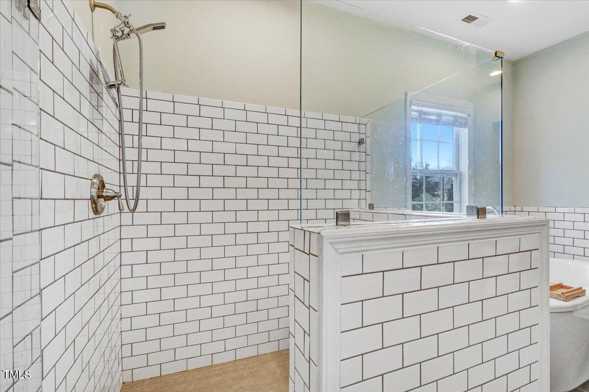 2501 Stafford Avenue Raleigh, NC 27607 - Photo 34 of 46 35-2501 Stafford Ave-35