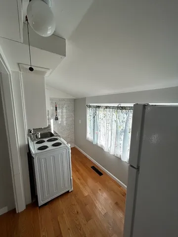 $1,750 | 41 Union Street, Unit R, Rockland, MA 02370