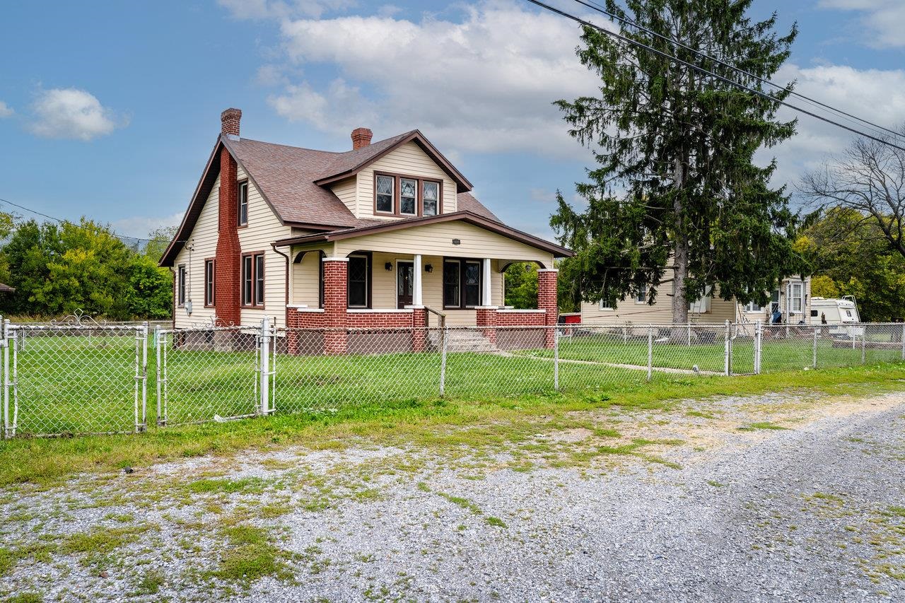 1809 River Road Elkton, VA 22827 - Photo 3 of 39 Gallery Image 3